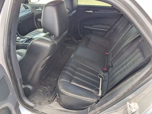 Used 2017 Chrysler 300 S AWD/4WD image 9