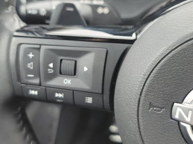 Certified 2023 Nissan Rogue SV w/ SV Premium B Package AWD/4WD image 18