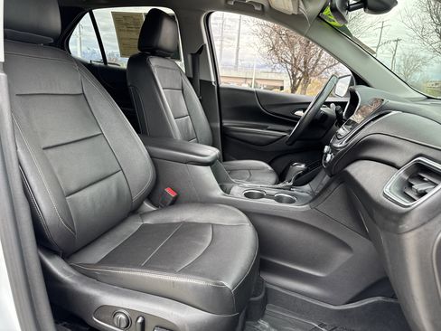 Used 2020 Chevrolet Equinox Premier image 20