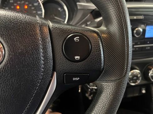 Used 2015 Toyota Corolla L image 27