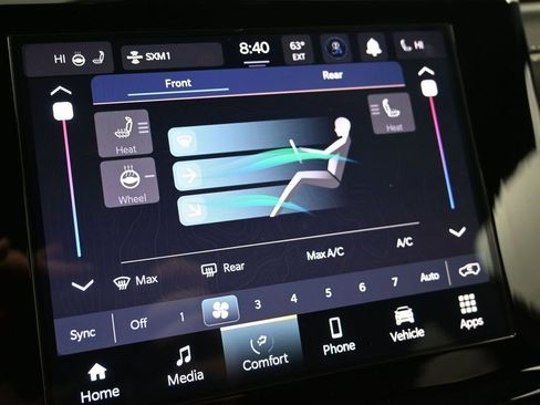 Used 2025 Jeep Grand Cherokee L Altitude AWD/4WD image 19