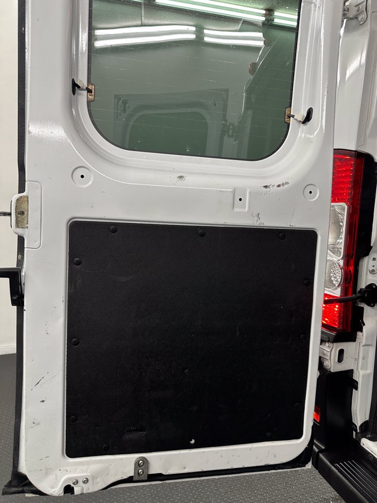 Used 2025 RAM ProMaster 2500 w/ U-Haul Equipment Group FWD image 17