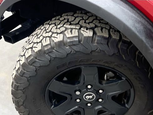 Used 2021 Ford Bronco Black Diamond image 35