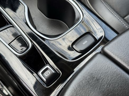 Used 2023 Buick Envision Essence FWD image 25