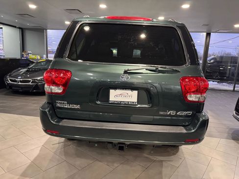 Used 2006 Toyota Sequoia SR5 image 4