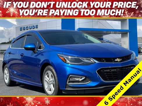 Used 2017 Chevrolet Cruze LT image 1