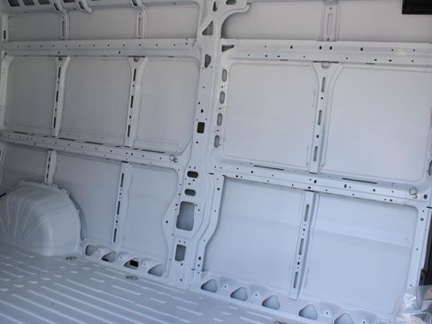 New 2025 RAM ProMaster 2500 w/ Convenience Group FWD image 45