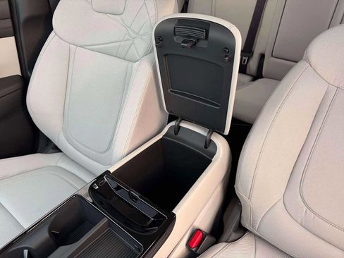 New 2026 Hyundai Tucson Blue SE AWD/4WD image 18