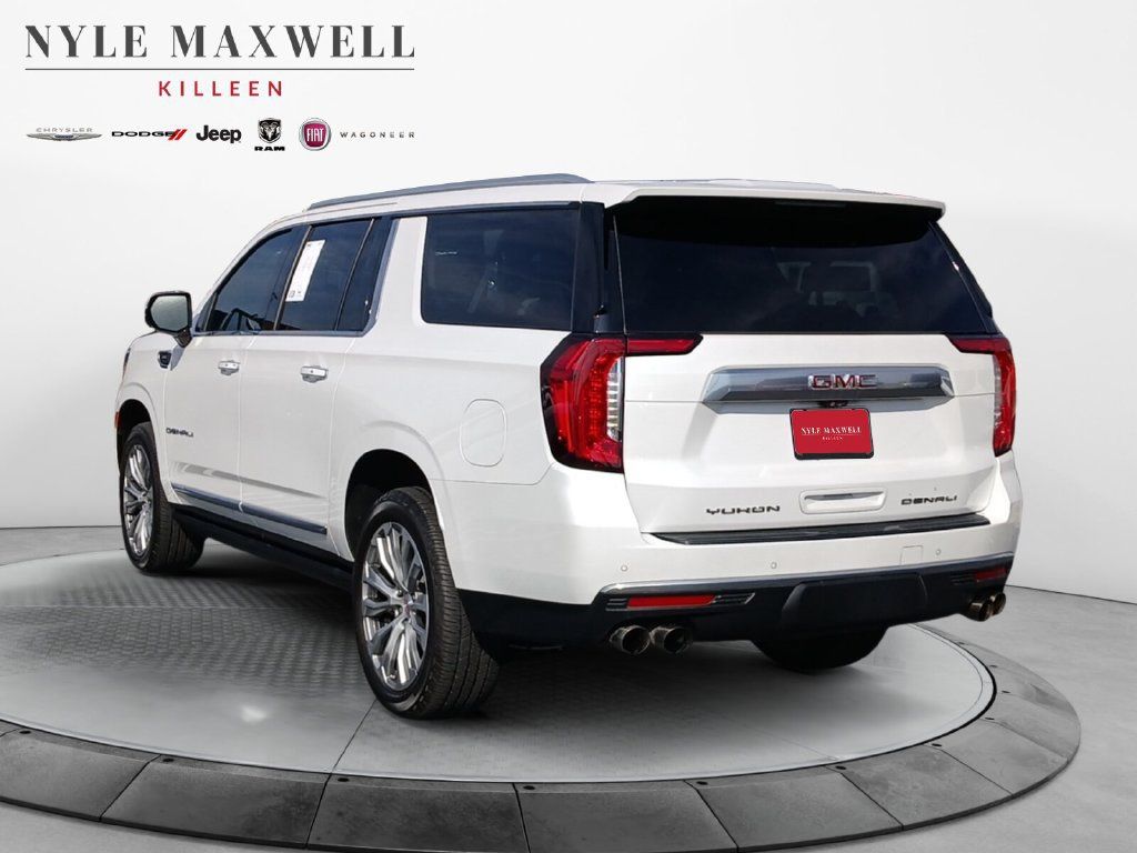 Used 2021 GMC Yukon XL Denali w/ Denali Premium Package AWD/4WD image 14