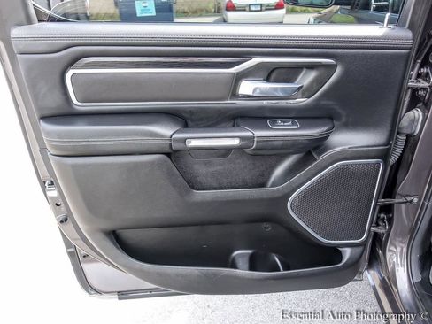 Used 2023 RAM 1500 Laramie AWD/4WD image 23