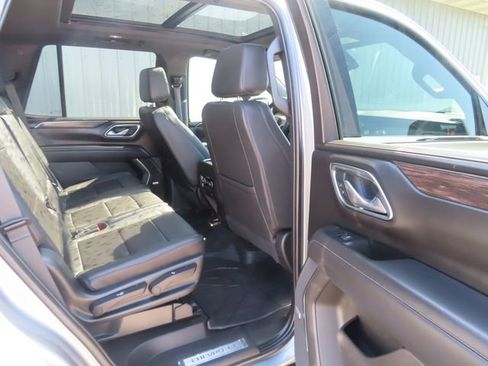Used 2023 Chevrolet Tahoe LT w/ LT Signature Package AWD/4WD image 29