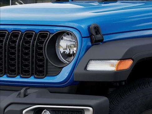 New 2026 Jeep Gladiator Sport image 10