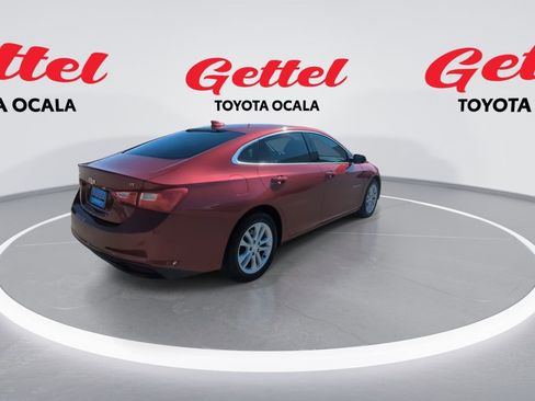 Used 2018 Chevrolet Malibu LT image 8