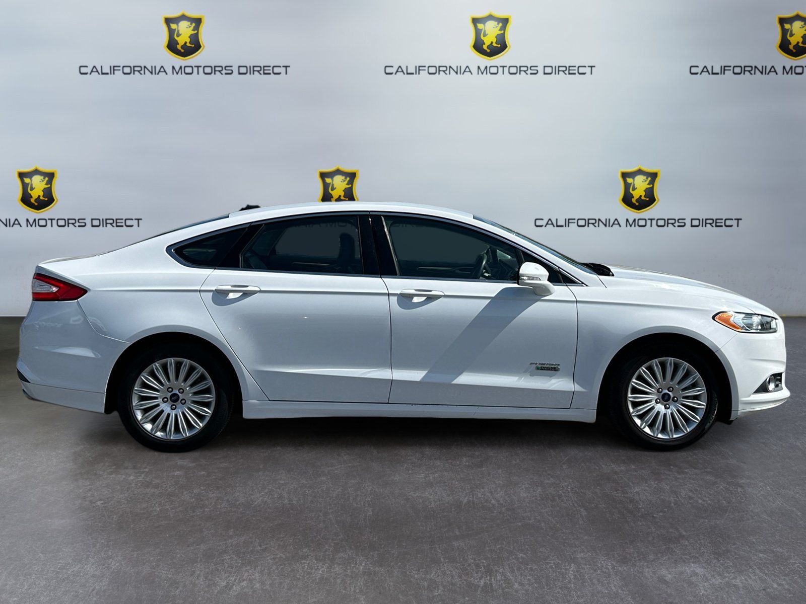Used 2016 Ford Fusion Energi SE FWD image 6