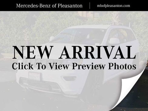 Used 2017 Jeep Grand Cherokee Altitude image 1