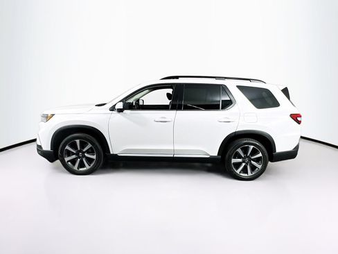 Used 2023 Honda Pilot Elite image 4