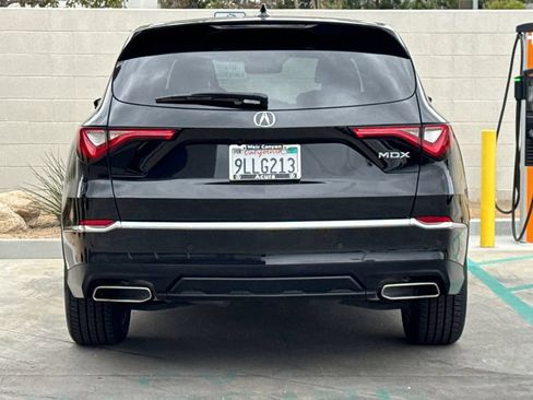 Certified 2024 Acura MDX FWD w/ Technology Package image 5