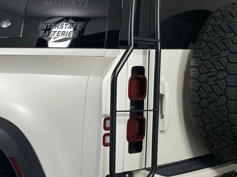 New 2024 Land Rover Defender 110 S image 14