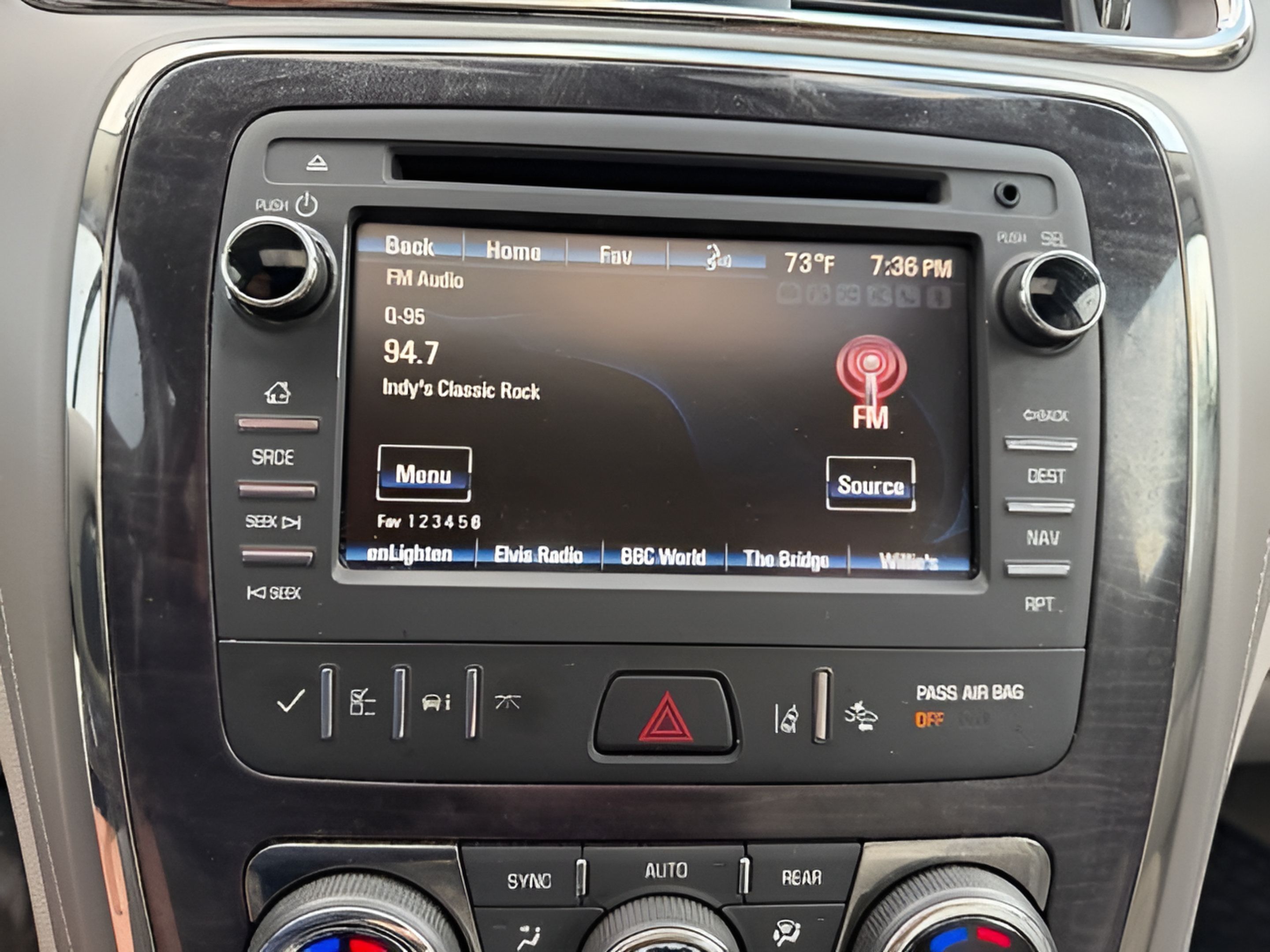 Used 2015 Buick Enclave Premium w/ Trailering Package FWD image 16