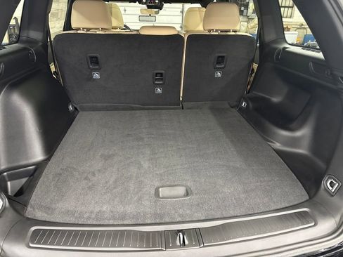 New 2025 Jeep Grand Cherokee Limited w/ Black Appearance Package image 23