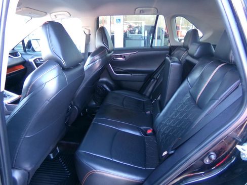 Used 2020 Toyota RAV4 Adventure image 17