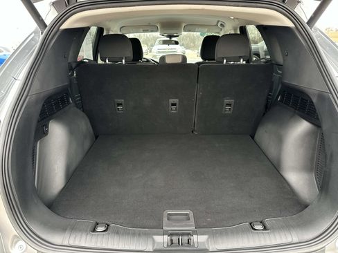 Used 2021 Ford Escape SE w/ Convenience Package image 9