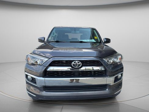 Used 2018 Toyota 4Runner Limited AWD/4WD image 3