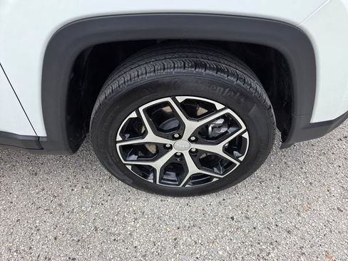 Certified 2024 Jeep Compass Limited AWD/4WD image 19