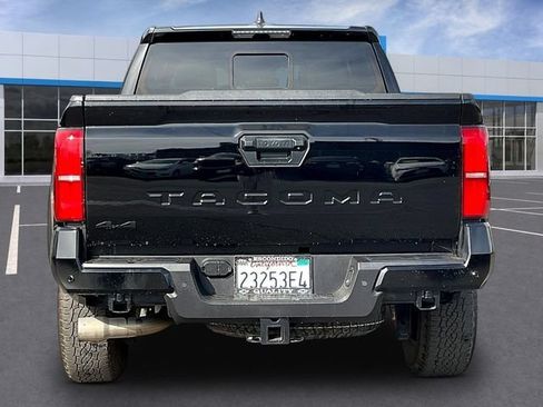 Used 2025 Toyota Tacoma TRD Off-Road w/ TRD Off Road Upgrade Package AWD/4WD image 6