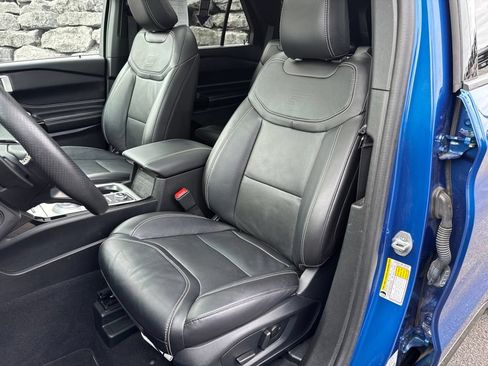 Used 2023 Ford Explorer ST w/ Equipment Group 401A AWD/4WD image 10