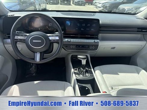 Used 2024 Hyundai Kona SEL AWD/4WD image 13