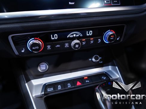 Used 2020 Audi Q3 2.0T Premium image 39