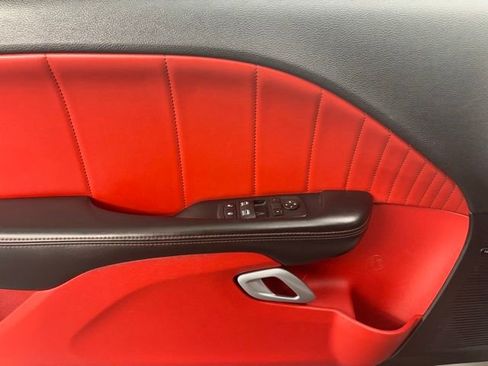 Used 2016 Dodge Challenger R/T Plus image 19