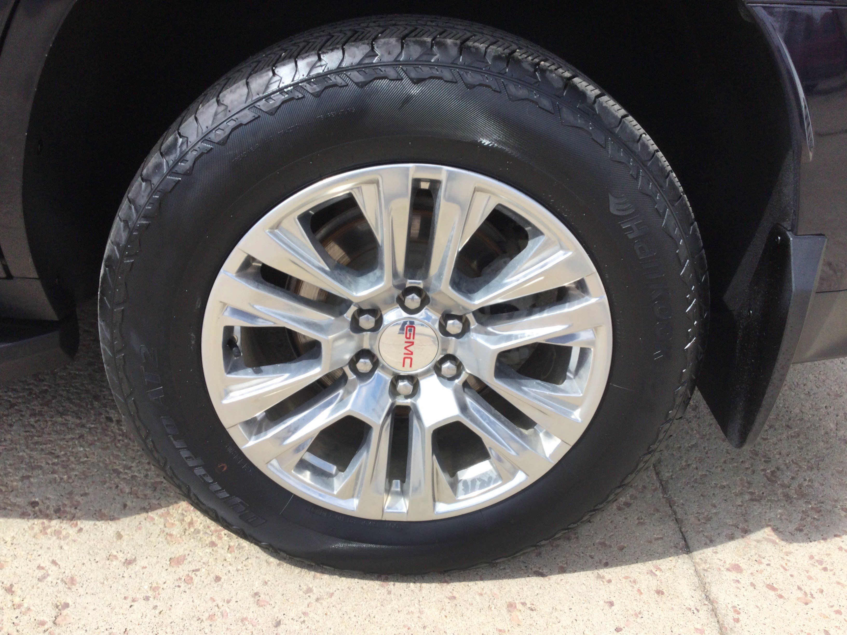 Used 2022 GMC Yukon Denali AWD/4WD image 5