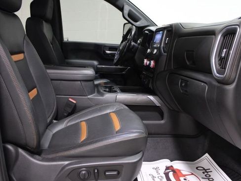 Used 2020 GMC Sierra 2500 AT4 w/ AT4 Premium Package image 21