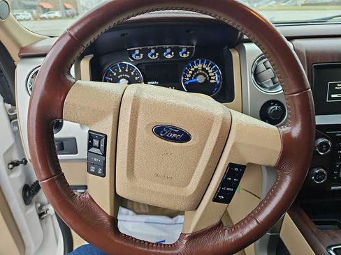 Used 2014 Ford F150 King Ranch w/ King Ranch Luxury Package image 11