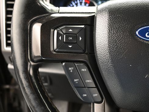 Used 2018 Ford Expedition Max Limited RWD image 14