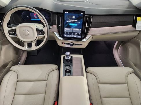 New 2026 Volvo XC90 T8 Ultra w/ Protection Package Premier AWD/4WD image 3