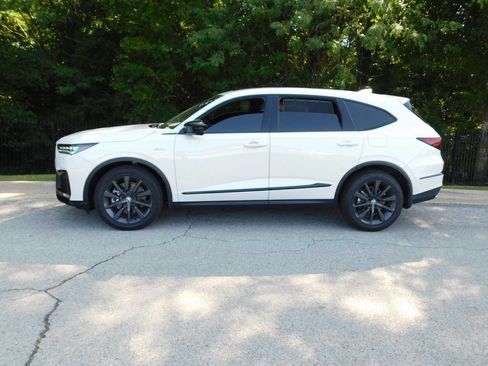 Used 2026 Acura MDX A-Spec AWD/4WD image 2