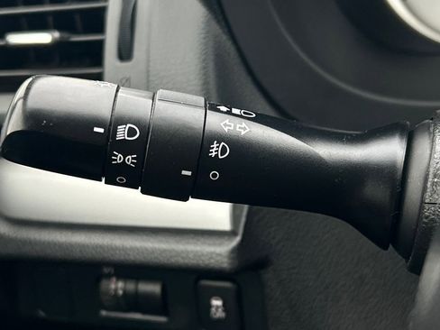 Used 2013 Subaru Impreza 2.0i Sport Premium image 21