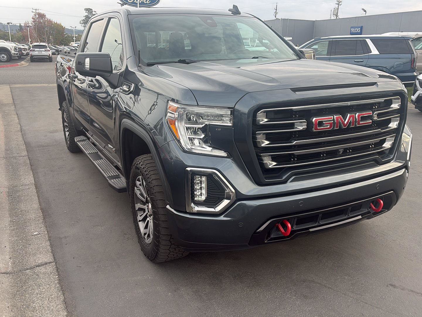 Used 2020 GMC Sierra 1500 AT4 w/ AT4 Premium Package AWD/4WD image 1