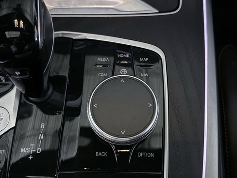 Used 2022 BMW X7 xDrive40i w/ M Sport Package image 49