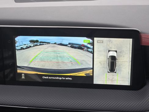 New 2026 Nissan Kicks SR image 15