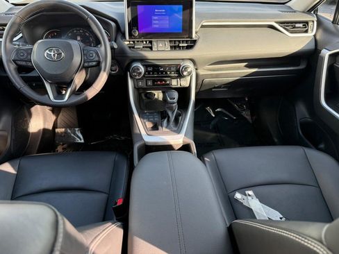 Used 2023 Toyota RAV4 XLE Premium AWD/4WD image 14