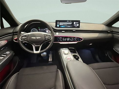 Certified 2025 Genesis GV70 3.5T Sport image 22