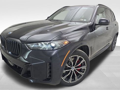 New 2026 BMW X5 xDrive40i w/ M Sport Package image 1