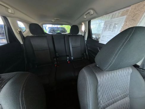 Used 2020 Nissan Rogue SV AWD/4WD image 26