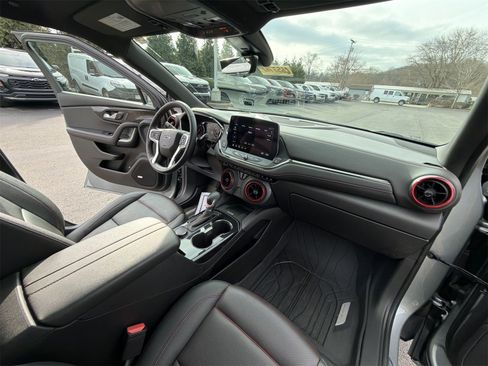 Used 2023 Chevrolet Blazer RS w/ Driver Confidence II Package image 29
