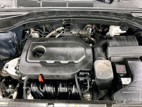 Used 2017 Hyundai Santa Fe Sport FWD image 11