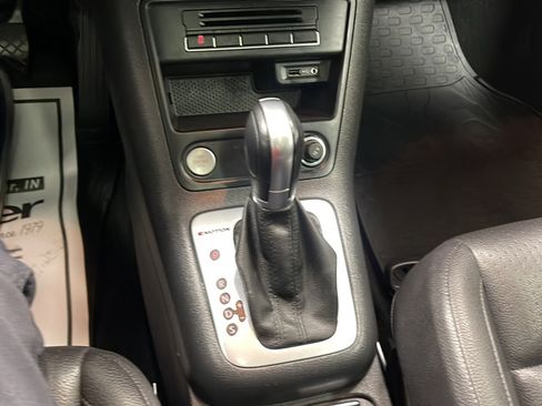 Used 2017 Volkswagen Tiguan Wolfsburg Edition AWD/4WD image 11